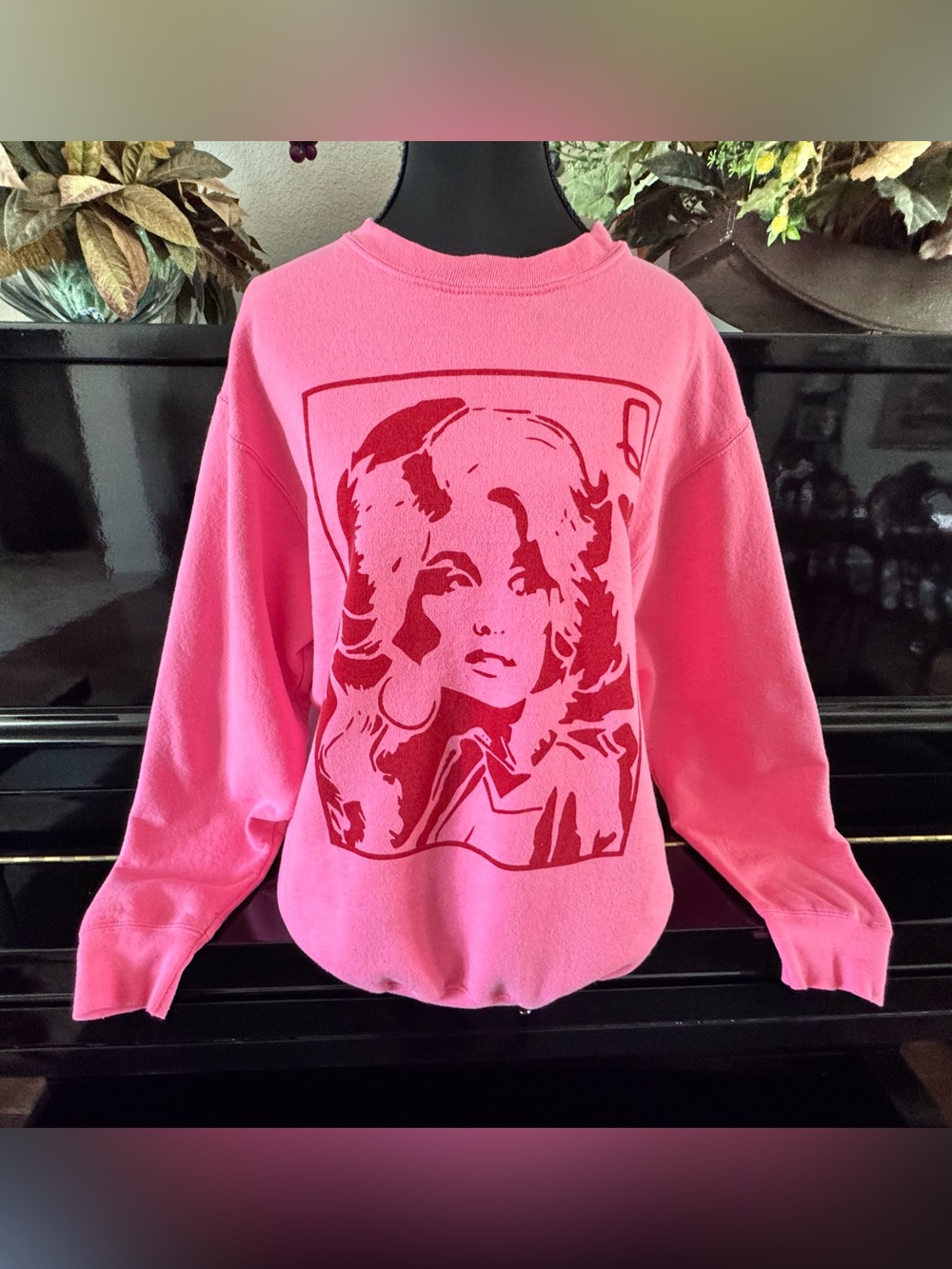 Dolly Parton sweatshirt